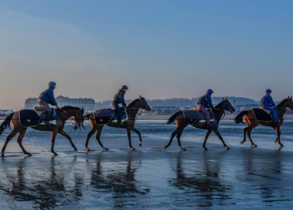 Deauville Fabuleux 2/3 Pieces Refait A Neuf Екстериор снимка